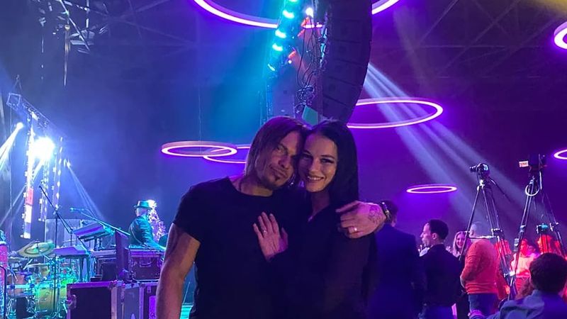 Unde și c&acirc;nd va fi &icirc;nmorm&acirc;ntat Răzvan Gorcinski. Madalina, soția fostului toboșar a făcut un anunț tulburător: "Se intoarce acasă"
