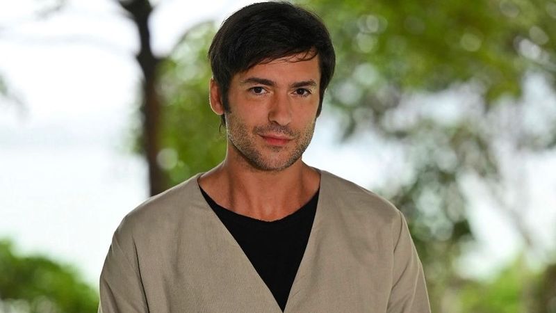 Radu V&acirc;lcan a dezvăluit de ce nu arată fețele copiilor săi &icirc;n mediul online: "Nu vreau să fiu &icirc;nțeles greșit". Motivul real pentru care a luat această decizie 