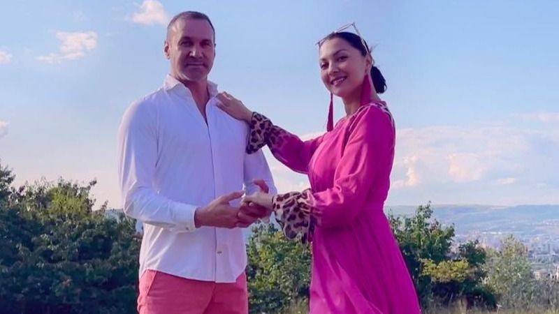 Alina Oprea și iubita lui