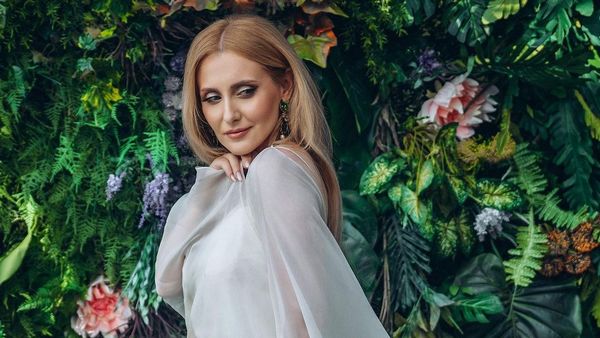 VIDEOCLIP: Alina Sorescu - In numele iubirii