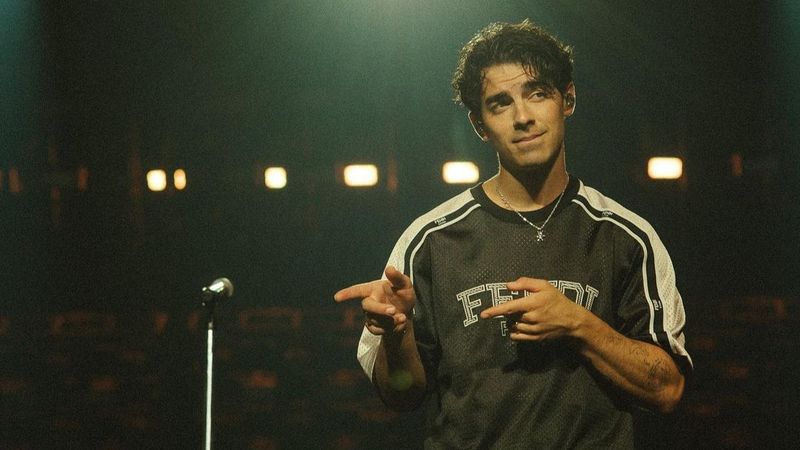 Joe Jonas și Sophie Turner, adevăratul motiv al divorțului: poze compromițătoare! Cum a fost surprinsă actrița din &rdquo;Game of Thrones&rdquo;