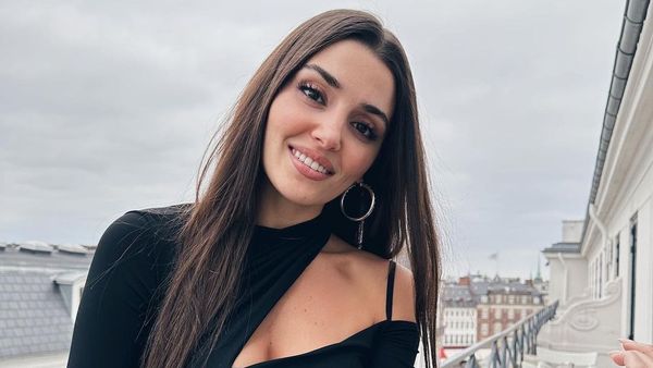 Hande Erçel, pregătită să-și surprindă fanii cu un rol pe care nu l-a mai încercat până în prezent, un personaj puternic.  În ce producție va juca