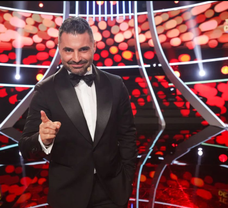 Pepe este foarte implicat în creșterea și educația fetelor