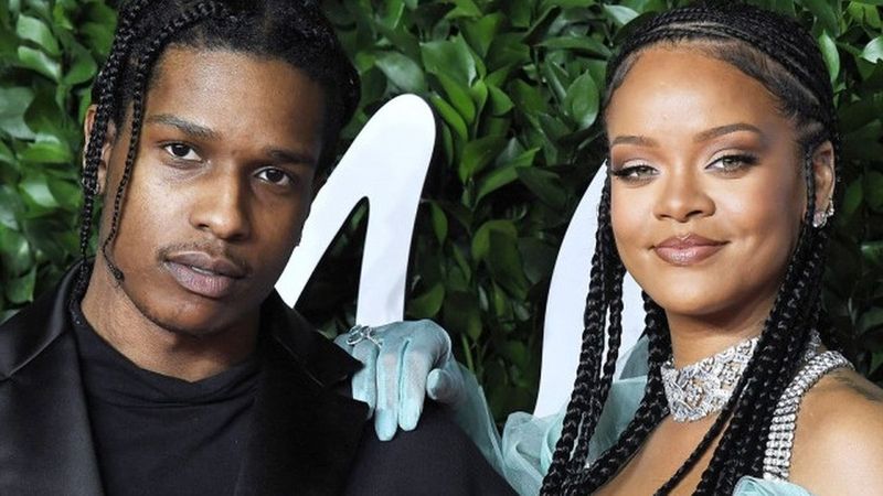 Rihanna și A$AP Rocky au ales un nume neobișnuit pentru cel de-al doilea copil al lor