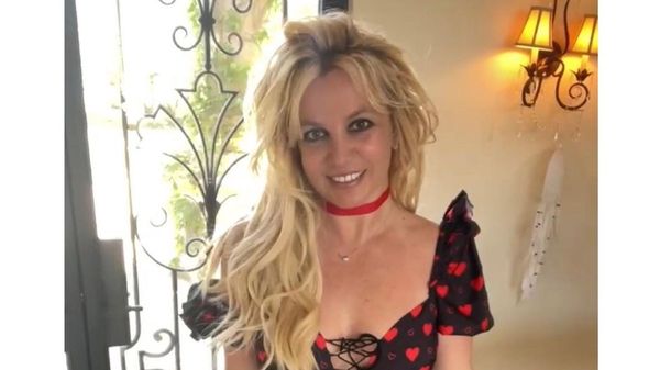 "Mi se rupe inima pentru că mi se pare că &icirc;n zilele noastre răutatea chiar c&acirc;știgă". Britney Spears, noi probleme după anunțul divorțului de Sam Asghari