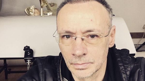 Mihai Albu, devastat de durere după moartea mamei sale. Creatorul de pantofi nu-și poate reveni &rdquo;Retrăiesc fiecare moment&rdquo;