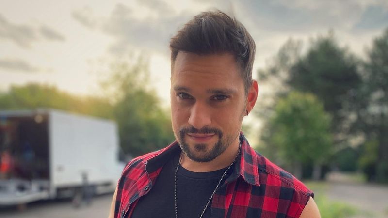 Vlad Gherman, accidentare la finalul unui spectacol de teatru. Care este starea sa de sănătate &icirc;n momentul de față, după ce a trecut prin clipe cumplite