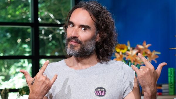 Russell Brand, fostul soț al lui Katy Perry, acuzat de fapte scandaloase. Actorul negă vehement &bdquo;acuzațiile penale foarte grave&rdquo; despre viața sa