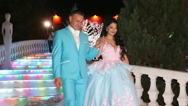 Cum se &icirc;nțelege Alin Oprea cu cei doi copii ai soției sale, Medana. Momentul emoționant de la nunta cu 500 de invitați