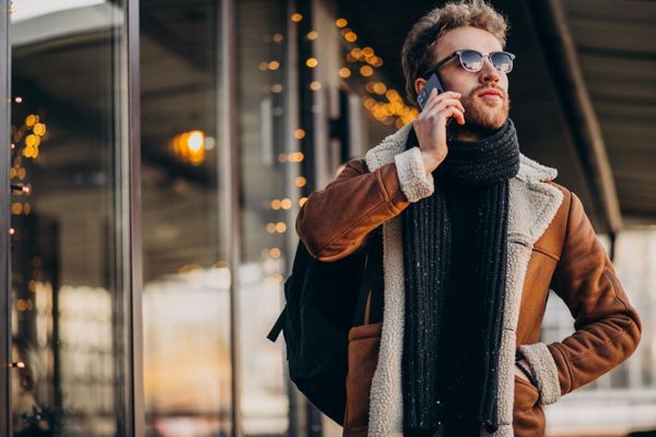 Moda bărbătească la apogeul eleganței: Top 5 outfit-uri de toamnă perfecte pentru mers la serviciu