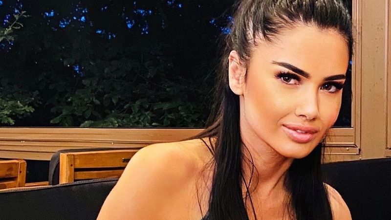 Oana Zăvoranu, probleme mari financiare. Alex Ashraf a părăsit-o pe brunetă &icirc;n cel mai greu moment