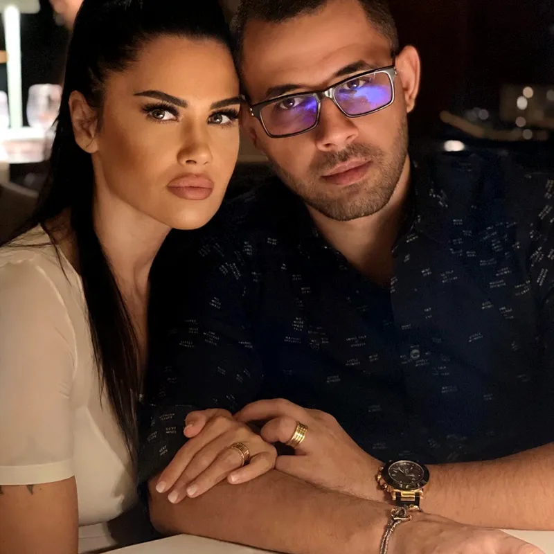 Alex Ashraf a fost înșelat de amantă