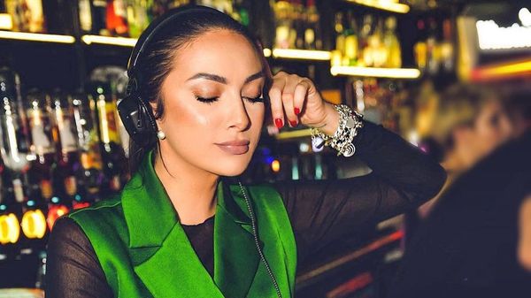 "Vă rog frumos să &icirc;mi recomandați". Strigătul de ajutor făcut de mama faimoasei Dj Lalla. Femeia știa &icirc;n ce stare se afla fiica ei. Cum a &icirc;ncercat să o ajute