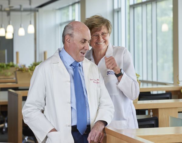 Inventatorii vaccinului anti-Covid, Katalin Karik&oacute; şi Drew Weissman au luat premiul Nobel pentru Medicină
