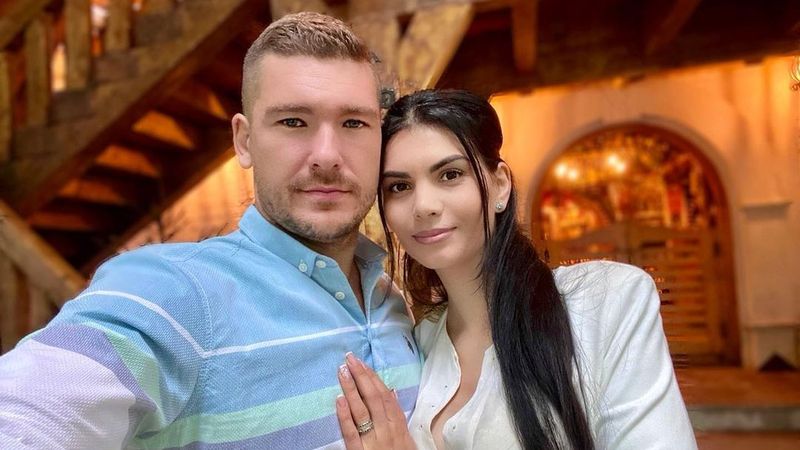 "Cei care &icirc;ți cunosc sufletul &icirc;ți sunt aproape, nu la bine, ci la greu". Soția lui Călin Donca, uitată de toți apropiații fix c&acirc;nd trece prin cele mai grele momente din viața ei