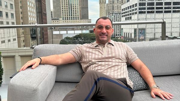 "Să îşi respecte obligaţiile contractuale". Noi acuzații la adresa lui Pescobar. Cum se ascunde milionarul de la plata datoriilor, în ciuda deciziei Instanței