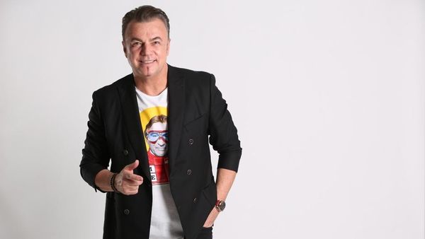 Adrian Enache a avut mari emoții când și-a cunoscut nepoata. Artistul, primele declarații după ce a devenit bunic: "Sunt foarte fericit. E ceva ce nu am mai trăit, e unic, special sentimentul"