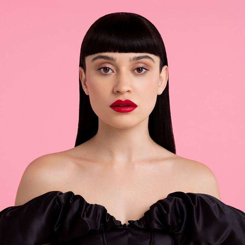 Irina Rimes, pusă la zid de fani după ce a atacat-o dur pe Theo Rose