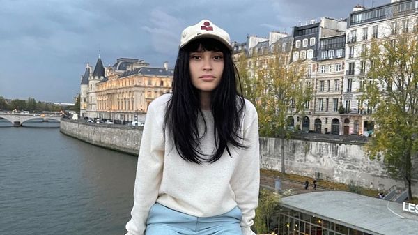 "Dacă voi o vedeți ca pe o jignire, este pentru că voi aveți o problemă cu genul ăsta muzical". Irina Rimes, despre valul de critici pe care l-a primit &icirc;n urma discuției cu Theo Rose. Artista nu s-a mai abținut și le-a dat tuturor replica