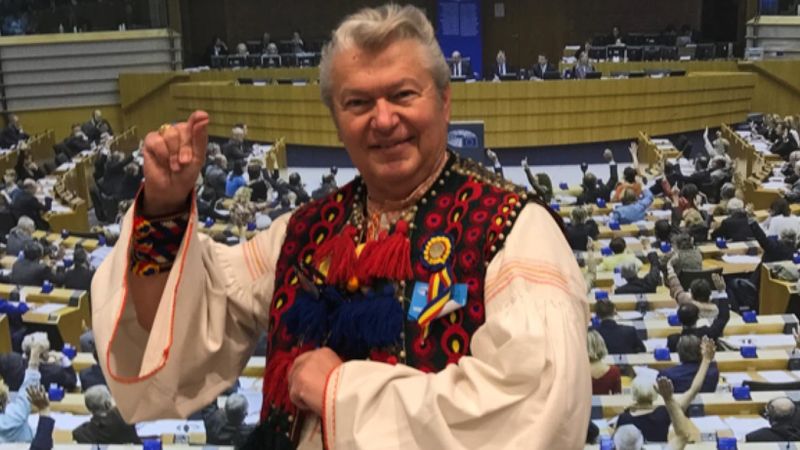 &rdquo;Au băgat-o, prin jurii, ca să se afirme?&rdquo; Gheorghe Turda sare &icirc;n apărarea lui Theo Rose &icirc;n conflictul cu Irina Rimes