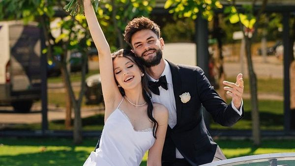 &rdquo;Felicitări dragilor&rdquo; Pas important pentru Cleopatra Stratan și Edward Sanda. Ce mesaj au transmis pe rețelele de socializare