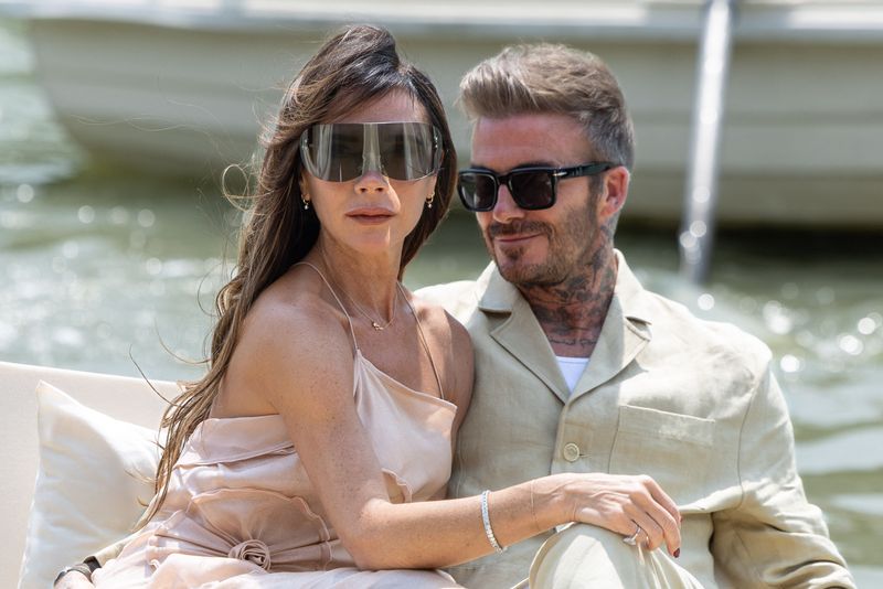 David Beckham nu a recunoscut niciodata ca ar fi avut o aventura cu Rebecca Loos