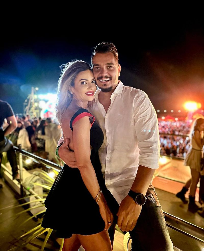 Bat clopote de nuntă pentru Bursucu și aleasa inimii sale! Iată mesajul inedit pe care i l-a transmis fiica sa cu o zi înainte de marele eveniment