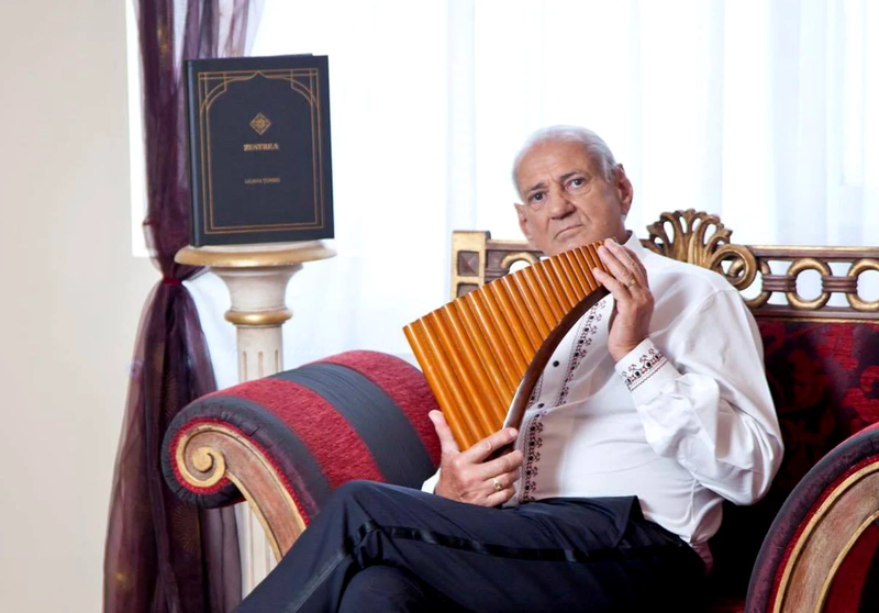 Gheorghe Zamfir are o soție cu 44 de ani mai tânără decât el. 