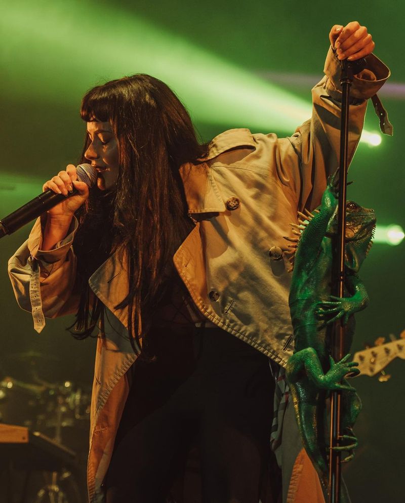 INNA împlinește 37 de ani