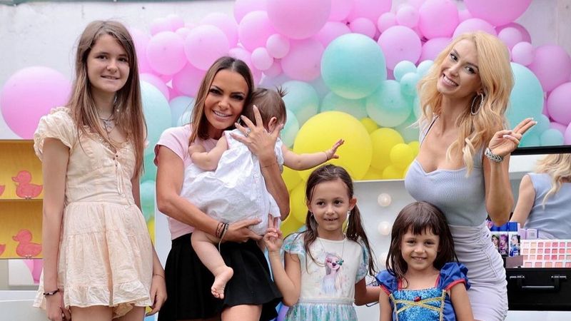 Andreea Bălan și Andreea Antonescu