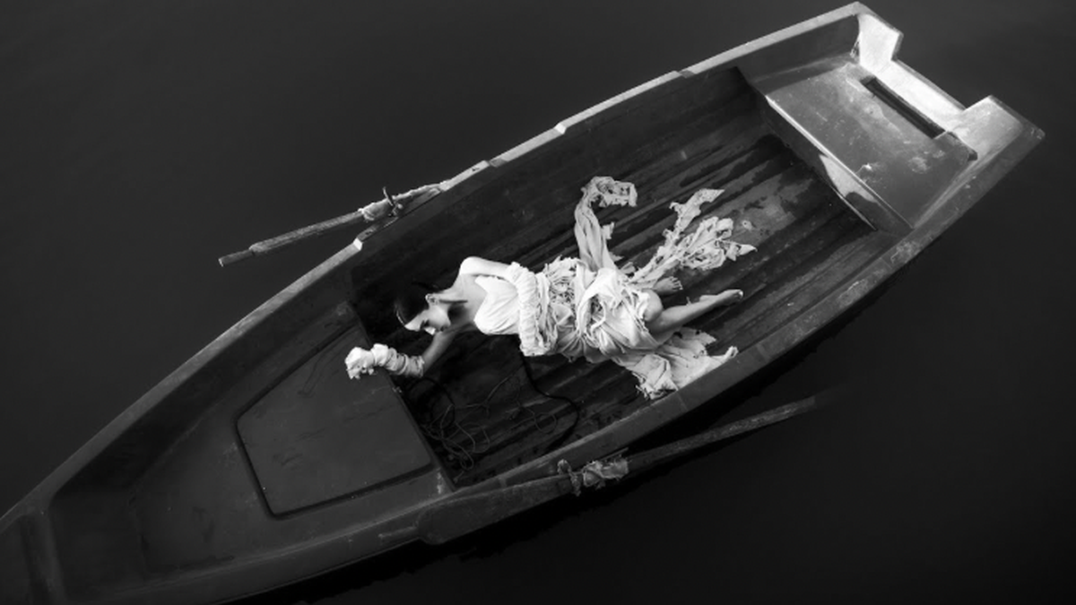 Holy Molly a lansat "Liliac"