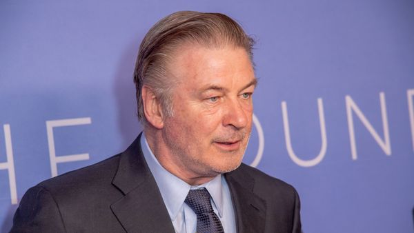 Alec Baldwin ar putea fi acuzat din nou pentru incidentul din timpul filmărilor la pelicula ”Rust”, din cauza unor "fapte suplimentare”