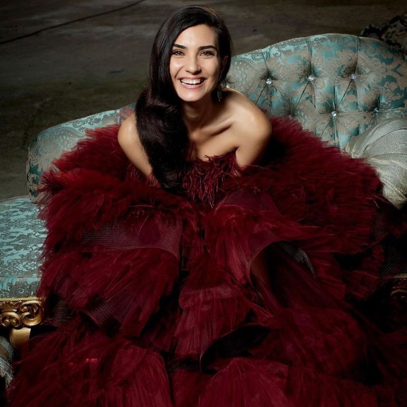 Tuba Büyüküstün din Asi 