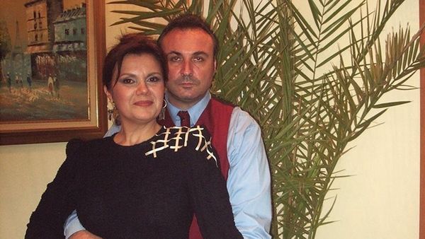Natașa Raab și Val Guțul, poveste de dragoste desprinsă parcă din scenariul unui film romantic: "Ne-am căsătorit după trei luni de c&acirc;nd ne-am văzut prima dată"