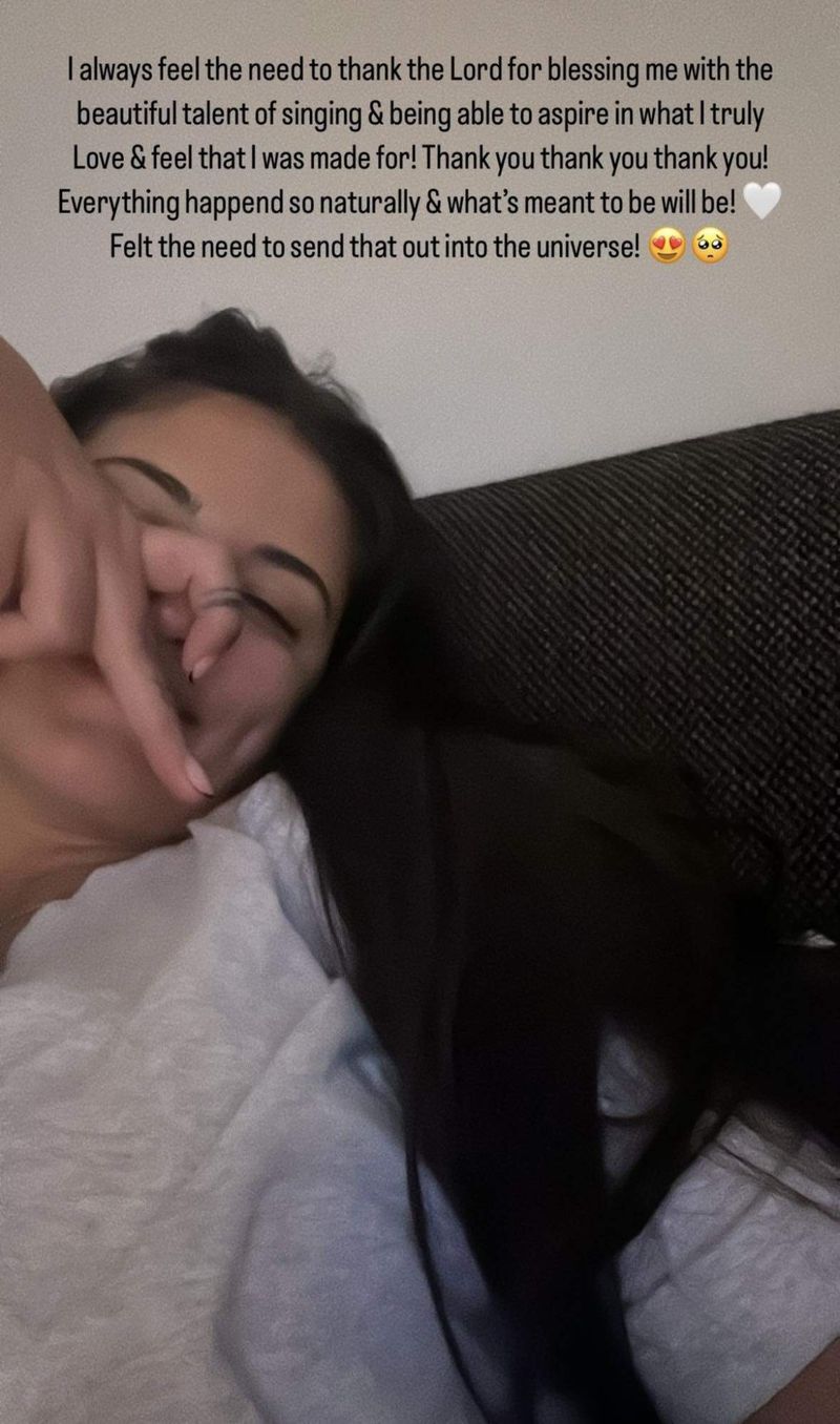 Antonia, recunoscătoare lui Dumnezeu că i-a dat talentul de a cânta