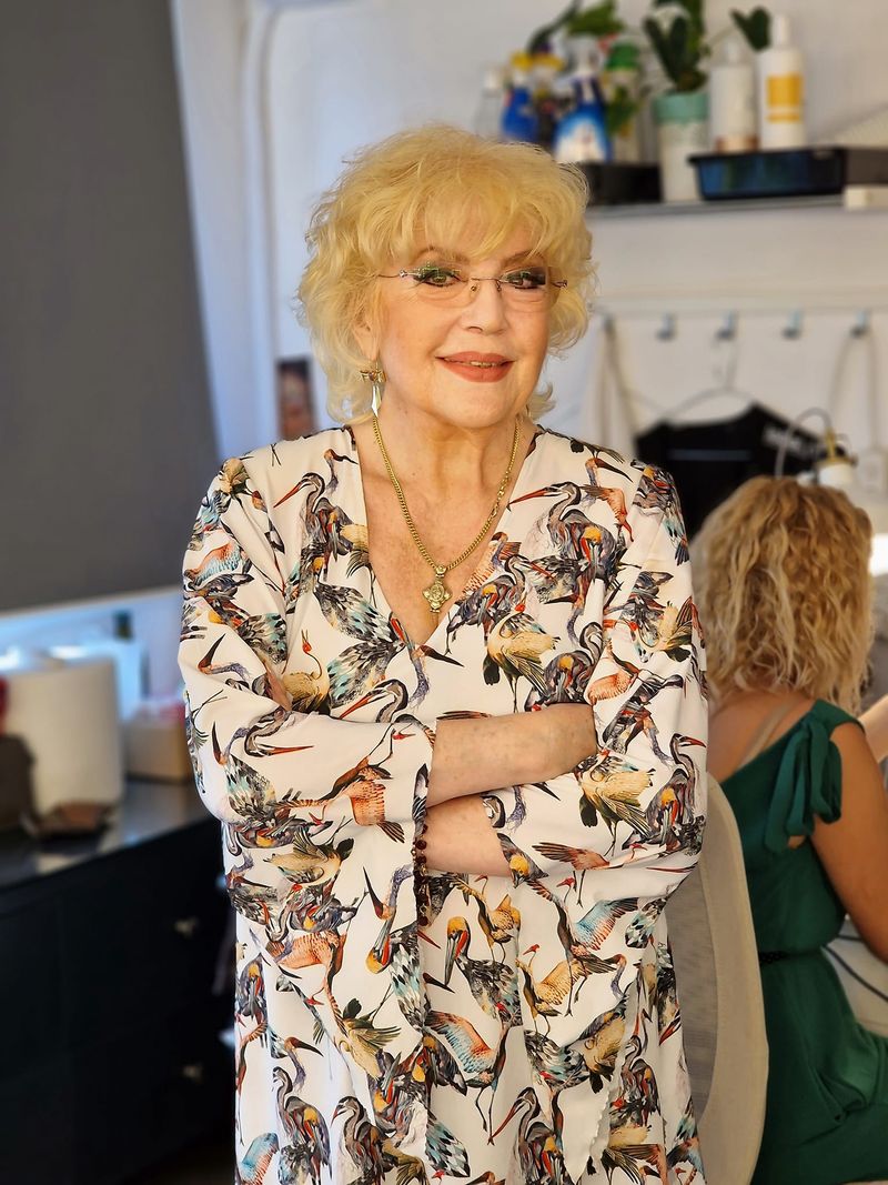 Corina Chiriac a rămas fără rochiile de scenă