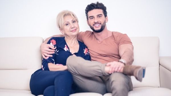 "Viața merge mai departe". Mama lui Dorian Popa, primele declarații după ce fiul ei a fost prins &icirc;n timp ce conducea sub influența substanțelor interzise