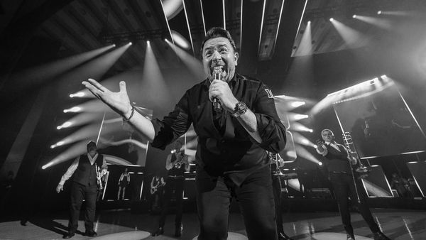 Cât costă un bilet la concertul lui Horia Brenciu de la Sala Palatului?