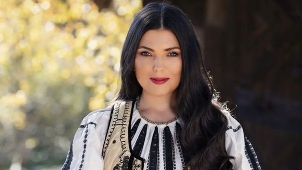 Paula Seling a șters toate pozele cu Dorian Popa, după ce acesta a fost prins sub influența substanțelor interzise la volan. Artista nu încurajează un astfel de comportament