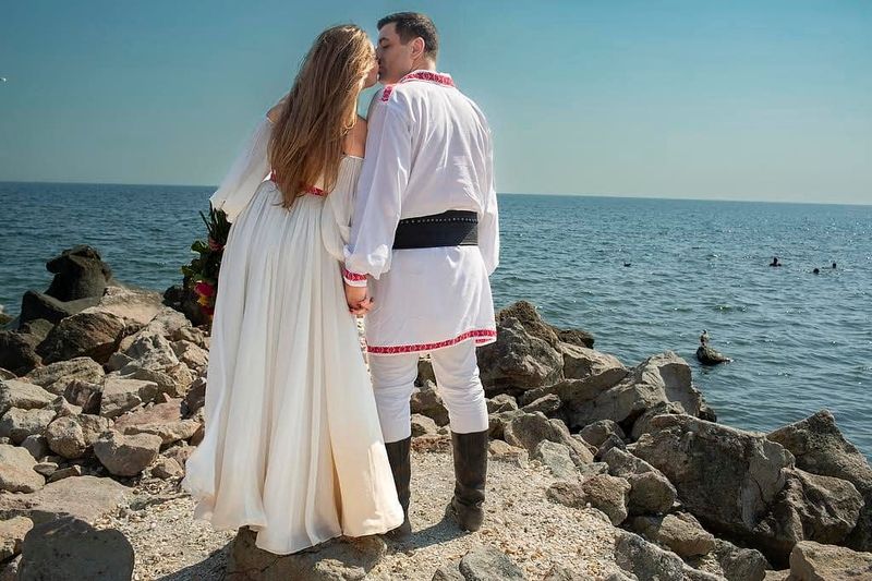 George Simion va deveni tată pentru prima dată! Soția liderului AUR, Ilinca Simion, a confirmat că este însărcinată