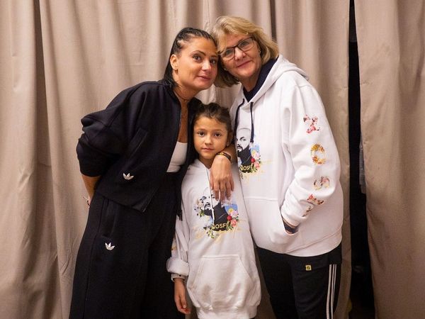 Mădălina Crețan, mesaj emoționant pentru mama ei: &bdquo;&Icirc;ți voi fi veșnic recunoscătoare&rdquo;. Soția regretatului artist Nosfe i-a mulțumit public femeii care i-a dat viață