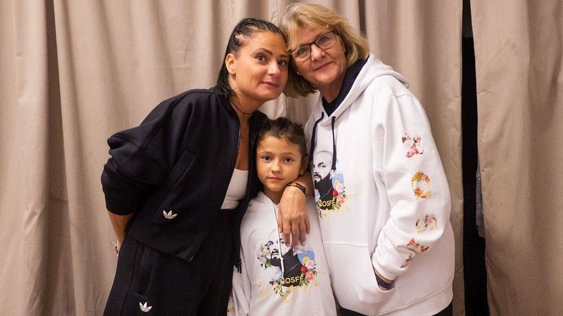 Mădălina Crețan, mesaj emoționant pentru mama ei: &bdquo;&Icirc;ți voi fi veșnic recunoscătoare&rdquo;. Soția regretatului artist Nosfe i-a mulțumit public femeii care i-a dat viață