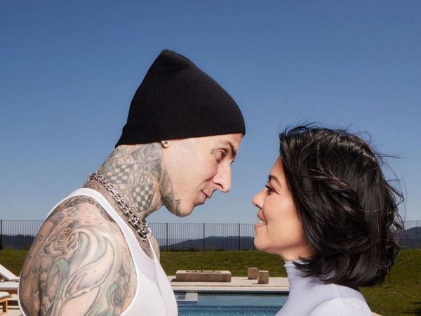 Kourtney Kardashian și Travis Barker au devenit părinții unui băiețel! Numele ales pentru cel mic a iscat numeroase controverse