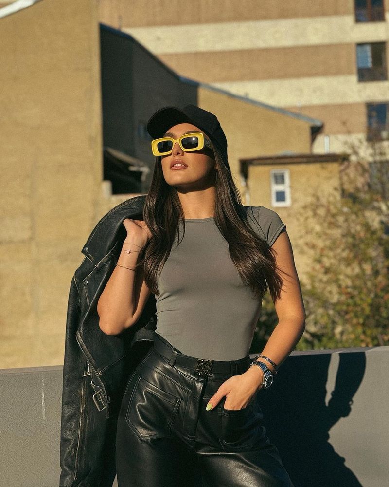 „Stăteam acolo până făceam eu 80 de lei”. Cum și-au câștigat Alexia și Aris Eram primii bani de buzunar?