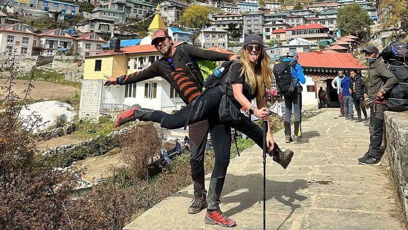 Delia si razvan Munteanu, imagini inedite de pe muntele Everest