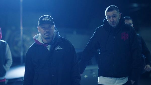 La Familia și JO au lansat "Zori de Ziuă", piesă extrasă de pe albumul "Foarte"