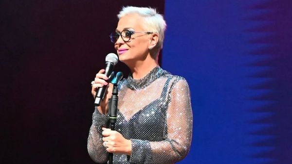 "Sunt la a doua tinerețe. Mă simt minunat, eu îmi continui fastingul meu, care este foarte sănătos". Monica Anghel, secretul unei siluete de invidiat. Artista și-a schimbat complet stilul de viață după ce a reuşit să slăbească 40 de kilograme