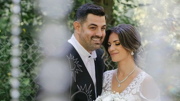 „Nu încurajez căsătoria. Nu un act leagă doi oameni”.  Ellie White, mesajul cu care și-a pus fanii pe gânduri, la doar două luni de la nuntă. Ce se întâmplată  în mariajul artistei