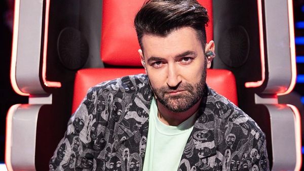 "N-am fost atent, că vorbeam și la telefon". Dialogul dintre Smiley și polițiștii care i-au suspendat permisul de conducere. Cu cât conducea, de fapt,celebrul artist