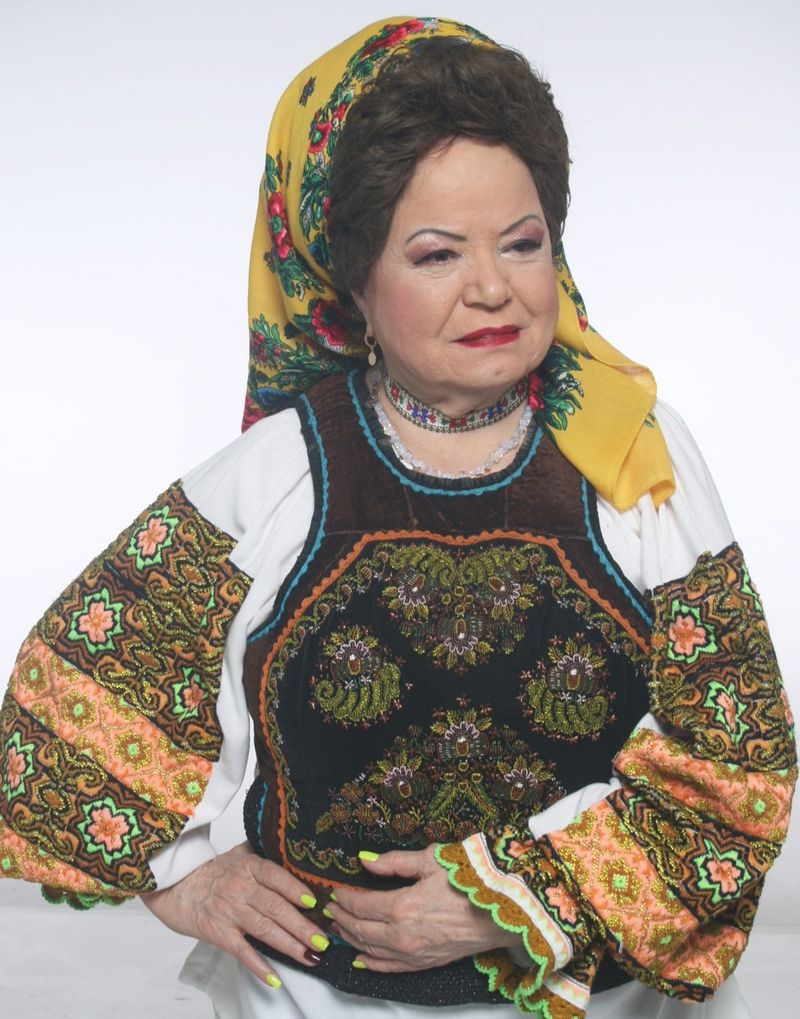 Saveta Bogdan vorbește despre trădările pe care le-a trăit pe piele sa din partea colegilor de breaslă